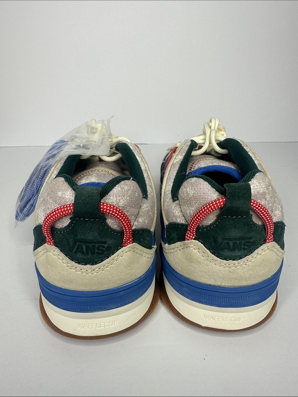 Vans Women's 10 Varix Tie Dye Lace Up Shoes - Picture 2 of 11